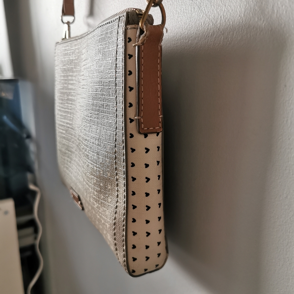 Fossil Crossbody Vegan Bag - Picture 7 of 14